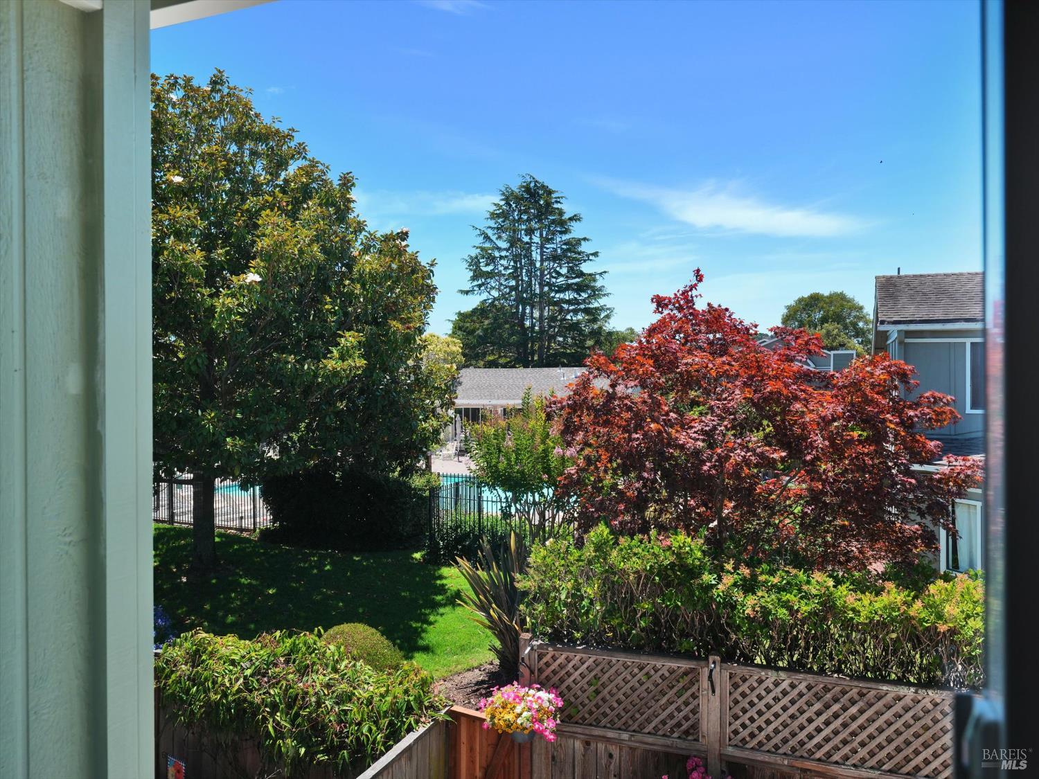 Detail Gallery Image 43 of 69 For 125 Spinnaker Point Dr, San Rafael,  CA 94901 - 2 Beds | 2 Baths