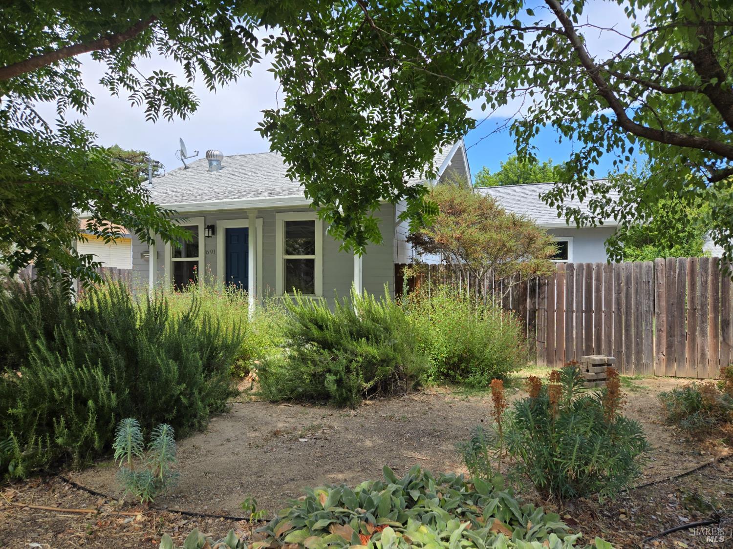 Detail Gallery Image 1 of 1 For 691 N Oak St, Ukiah,  CA 95482 - 3 Beds | 2 Baths