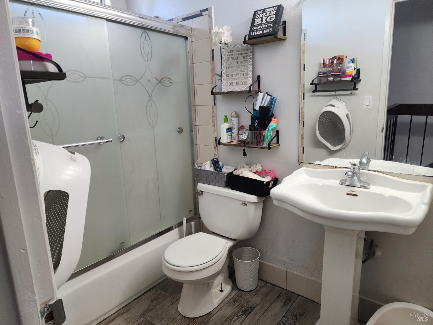 Detail Gallery Image 25 of 35 For 272 Woodridge Dr, Vallejo,  CA 94591 - 4 Beds | 2/1 Baths