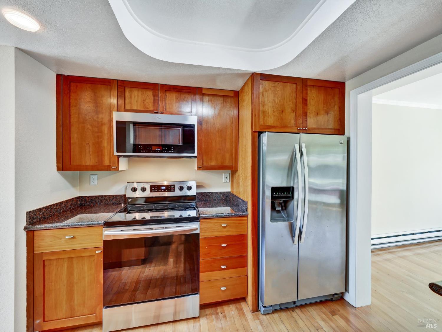 Detail Gallery Image 26 of 69 For 125 Spinnaker Point Dr, San Rafael,  CA 94901 - 2 Beds | 2 Baths