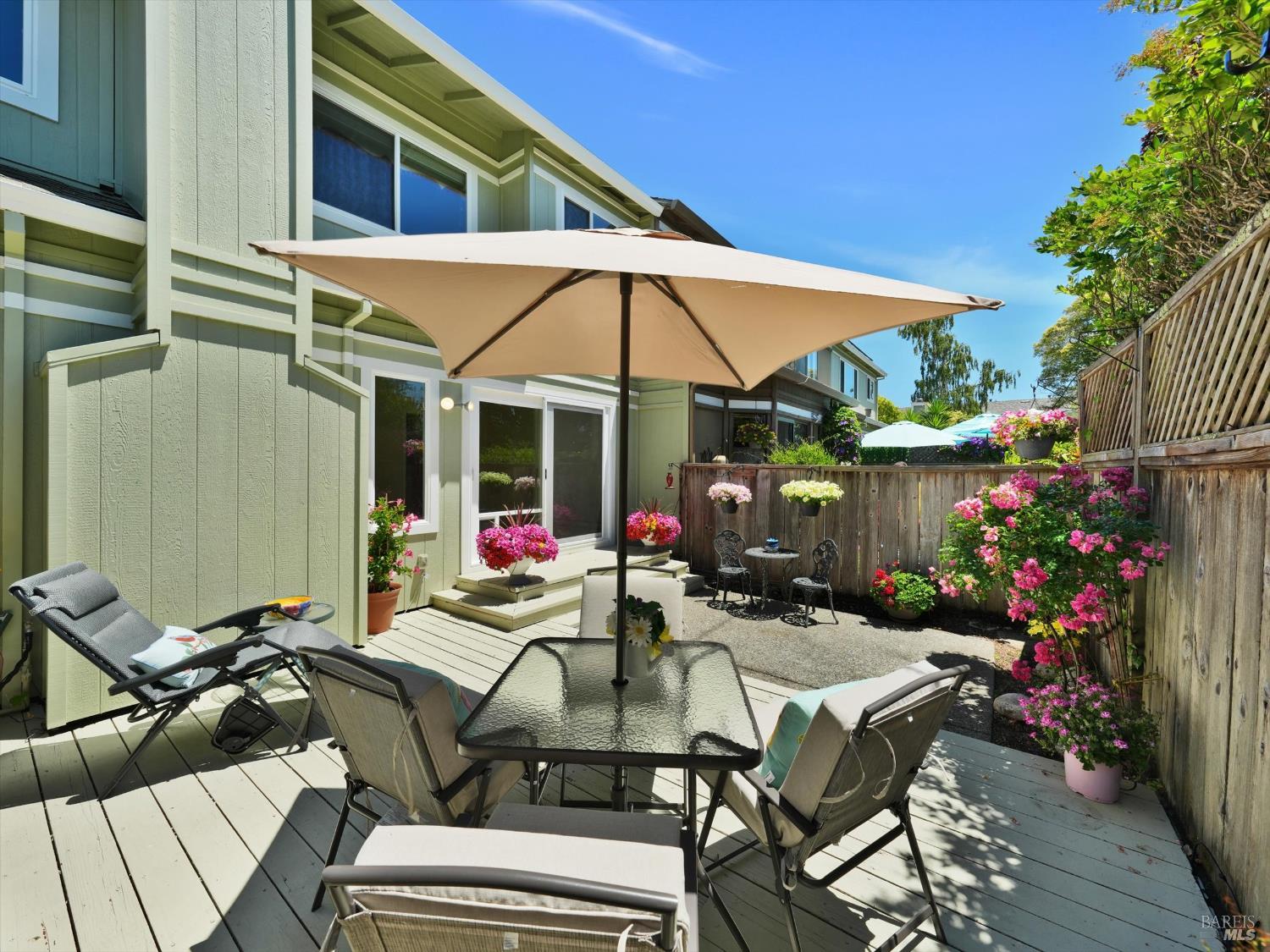 Detail Gallery Image 33 of 69 For 125 Spinnaker Point Dr, San Rafael,  CA 94901 - 2 Beds | 2 Baths