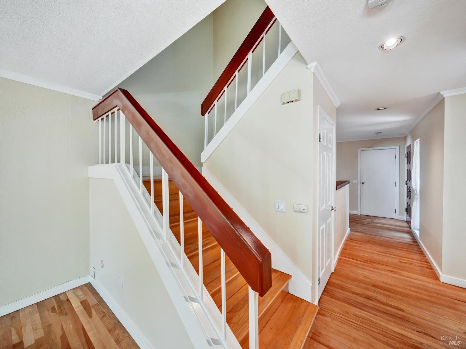 Detail Gallery Image 35 of 69 For 125 Spinnaker Point Dr, San Rafael,  CA 94901 - 2 Beds | 2 Baths