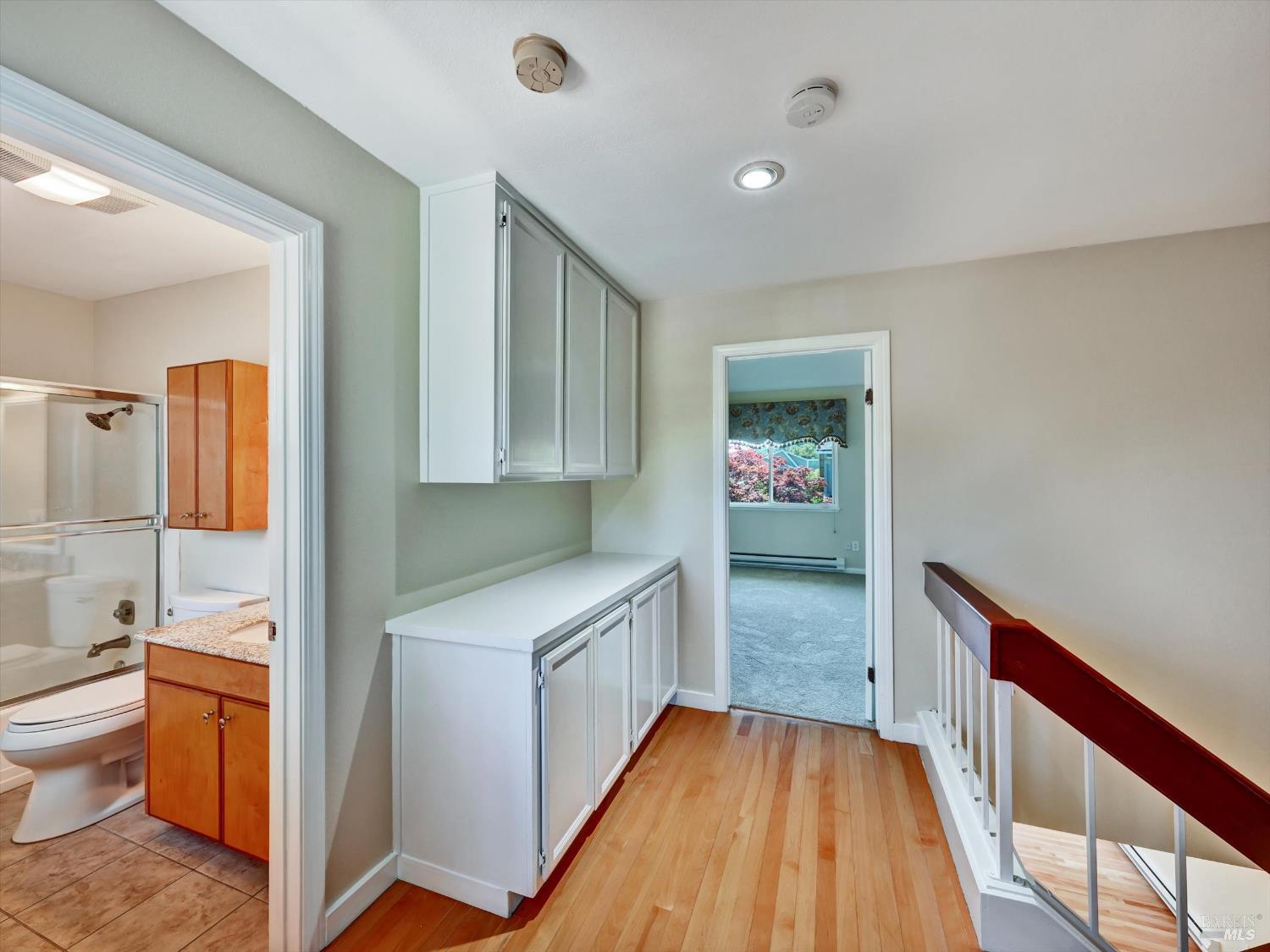 Detail Gallery Image 36 of 69 For 125 Spinnaker Point Dr, San Rafael,  CA 94901 - 2 Beds | 2 Baths