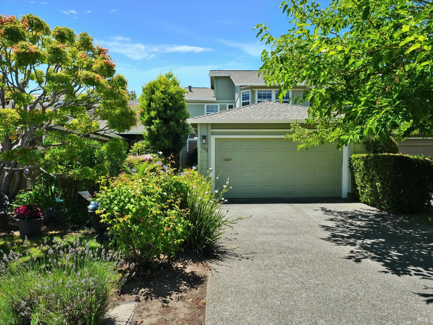 Detail Gallery Image 16 of 69 For 125 Spinnaker Point Dr, San Rafael,  CA 94901 - 2 Beds | 2 Baths
