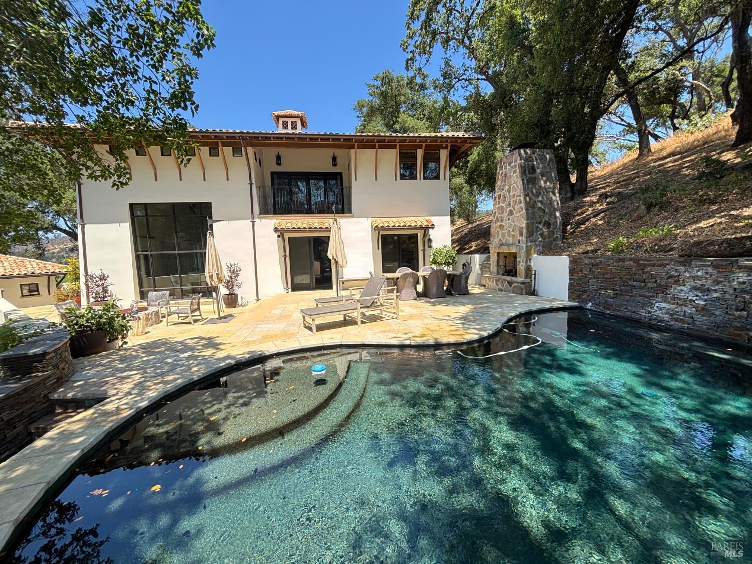 Detail Gallery Image 6 of 31 For 1700 Howell Mountain Rd, Saint Helena,  CA 94574 - 5 Beds | 4/1 Baths
