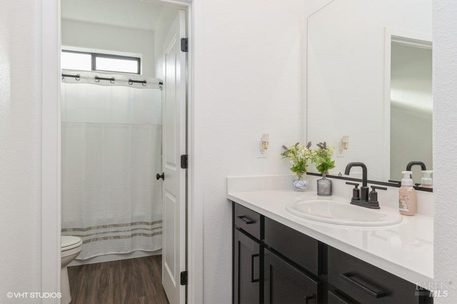 Detail Gallery Image 23 of 24 For 1546 Waterside Ln, Rohnert Park,  CA 94928 - 3 Beds | 2 Baths