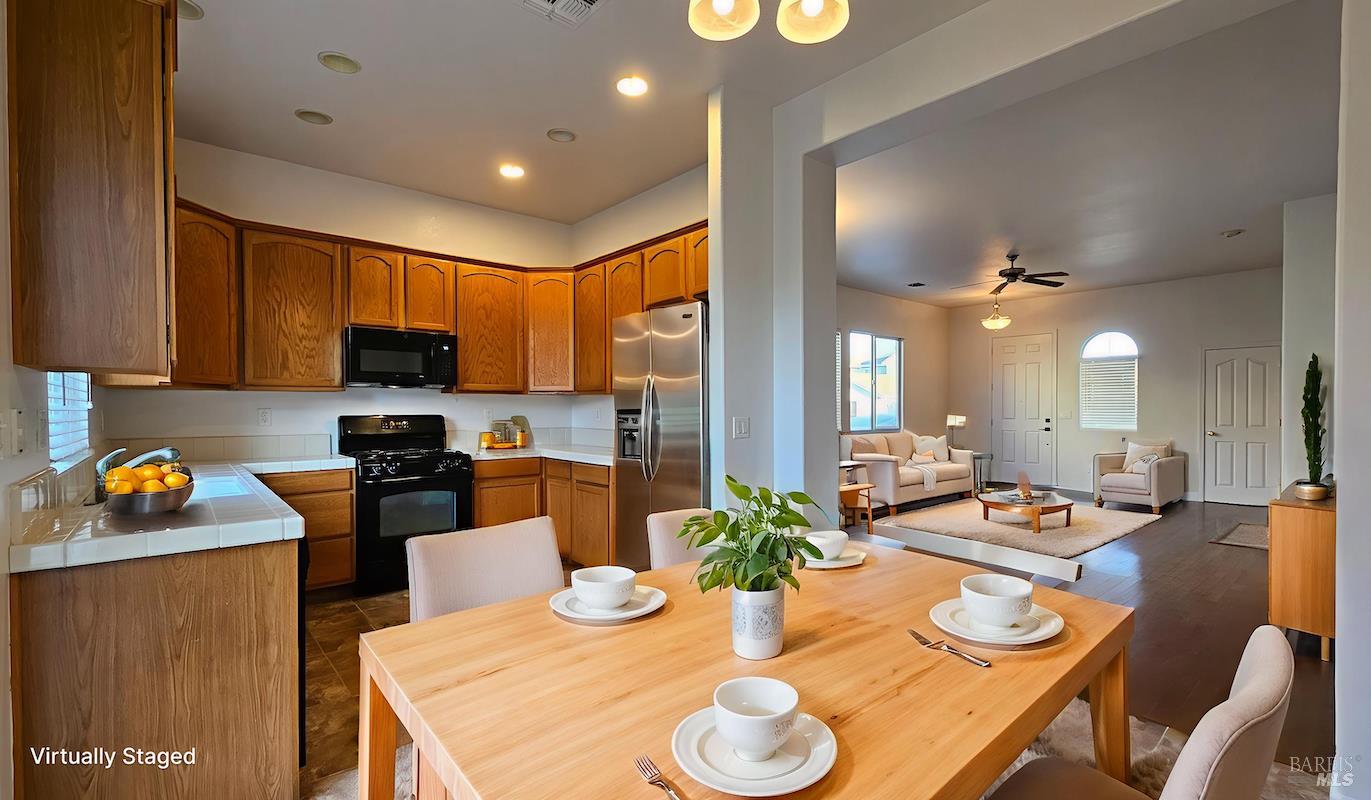 Detail Gallery Image 37 of 38 For 1621 Savannah Ln, Suisun City,  CA 94585 - 3 Beds | 2 Baths