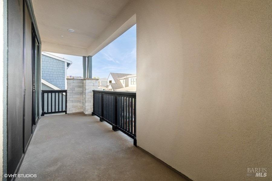 Detail Gallery Image 15 of 24 For 1546 Waterside Ln, Rohnert Park,  CA 94928 - 3 Beds | 2 Baths
