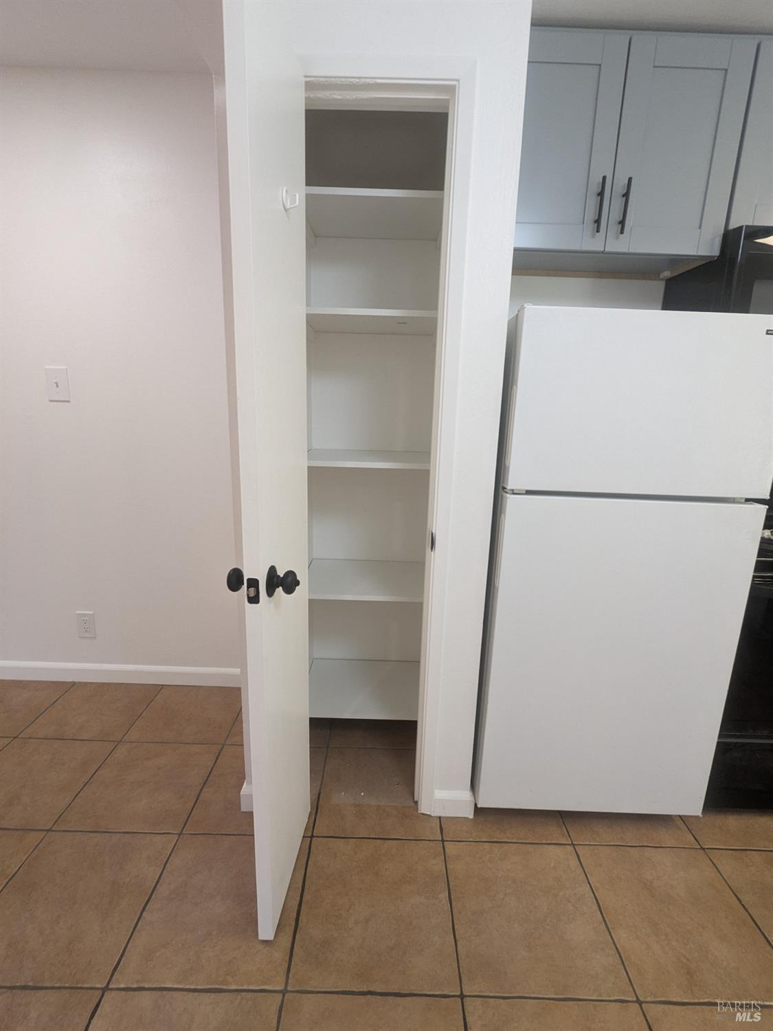 Detail Gallery Image 8 of 23 For 436 North St #11,  Healdsburg,  CA 95448 - 2 Beds | 1 Baths