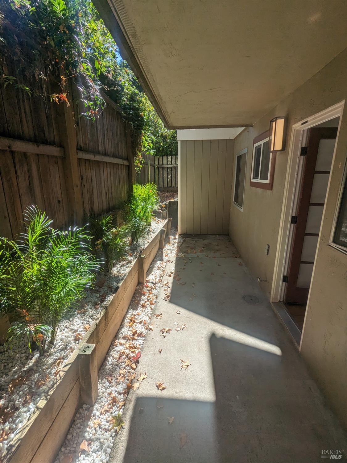 Detail Gallery Image 10 of 23 For 436 North St #11,  Healdsburg,  CA 95448 - 2 Beds | 1 Baths