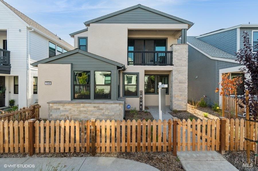Detail Gallery Image 1 of 24 For 1546 Waterside Ln, Rohnert Park,  CA 94928 - 3 Beds | 2 Baths
