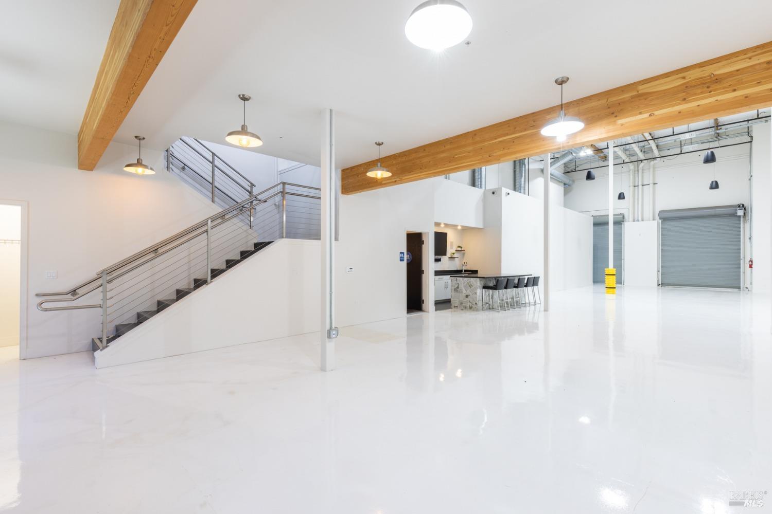 Detail Gallery Image 2 of 20 For 5464 Skylane Blvd #B,  Santa Rosa,  CA 95403 - – Beds | – Baths
