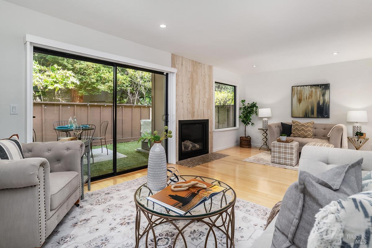 Detail Gallery Image 6 of 26 For 8 Dove Pl, Novato,  CA 94949 - 3 Beds | 2/1 Baths