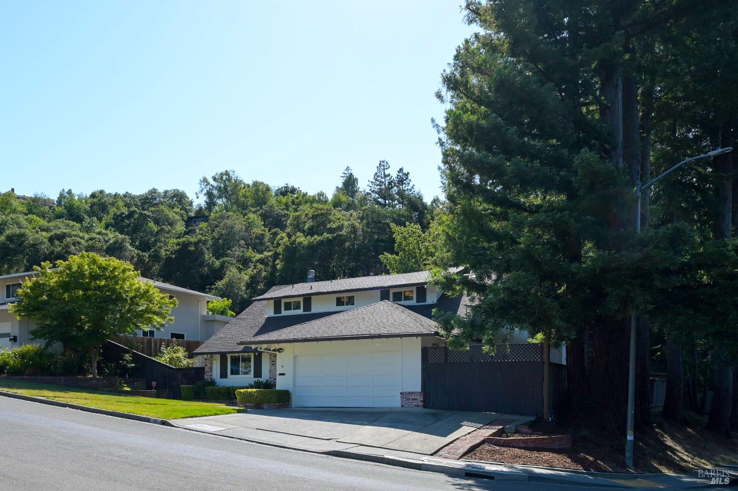 Detail Gallery Image 68 of 68 For 10 Pebble Beach Dr, Novato,  CA 94949 - 4 Beds | 3 Baths