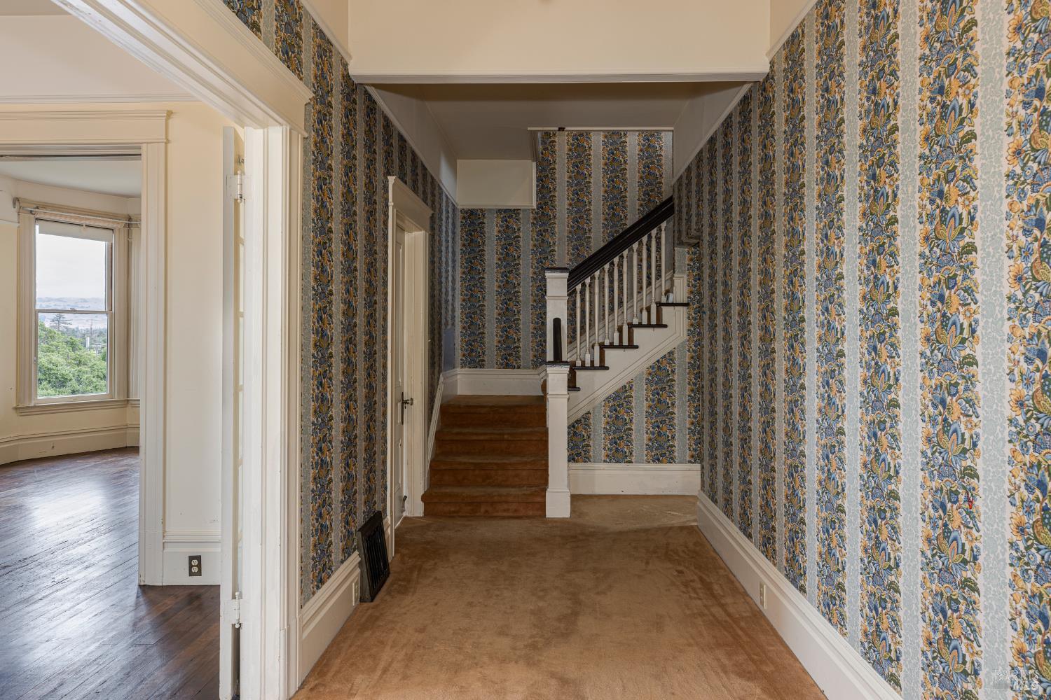 Detail Gallery Image 8 of 66 For 342 Keller St, Petaluma,  CA 94952 - 5 Beds | 3 Baths