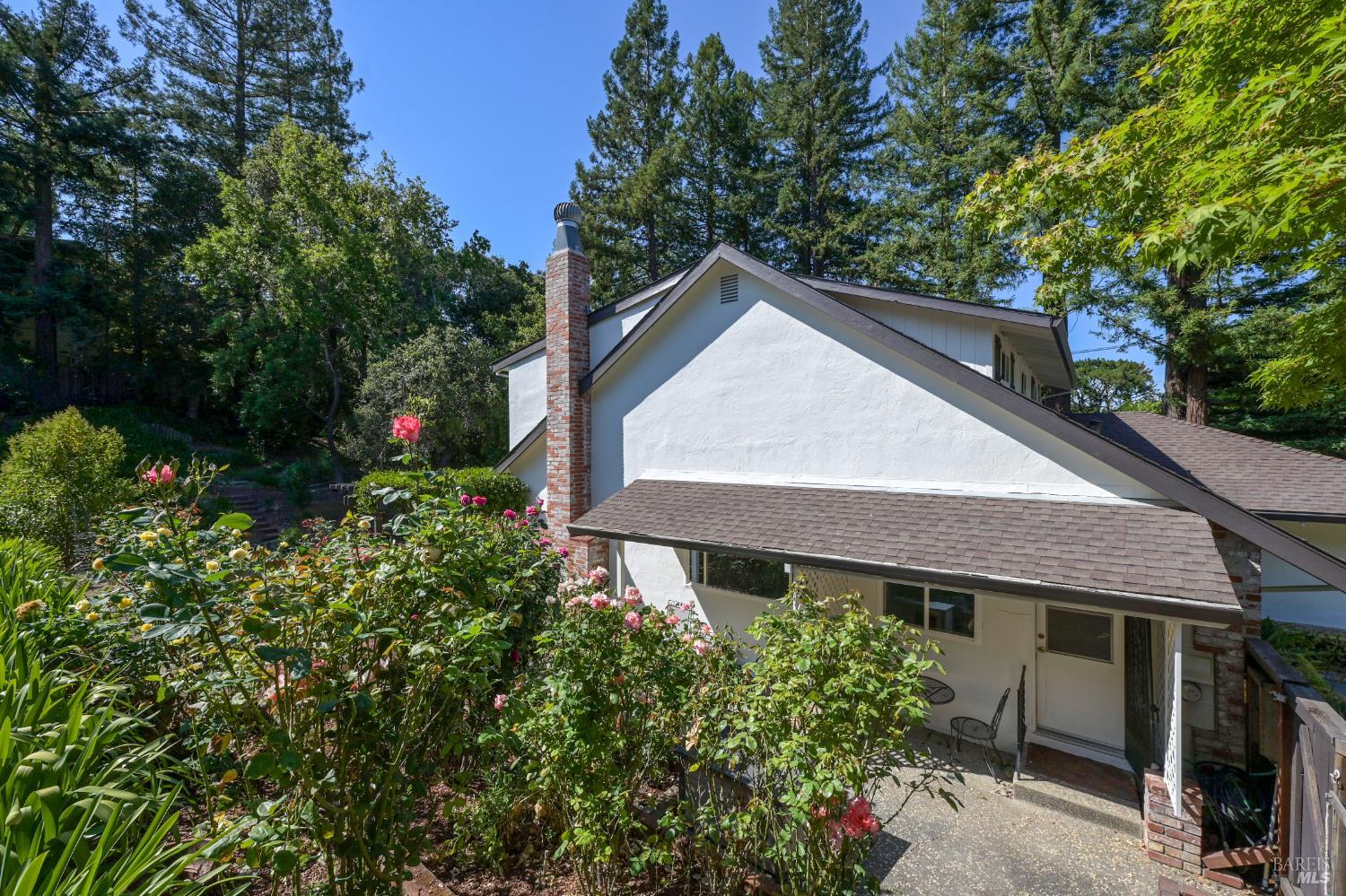 Detail Gallery Image 42 of 68 For 10 Pebble Beach Dr, Novato,  CA 94949 - 4 Beds | 3 Baths