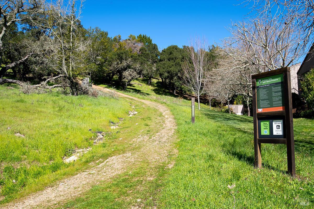 Detail Gallery Image 24 of 26 For 8 Dove Pl, Novato,  CA 94949 - 3 Beds | 2/1 Baths