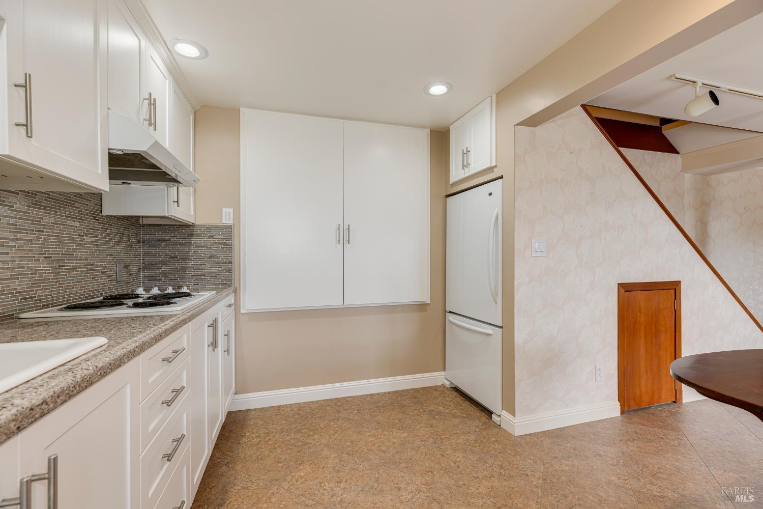 Detail Gallery Image 51 of 66 For 342 Keller St, Petaluma,  CA 94952 - 5 Beds | 3 Baths