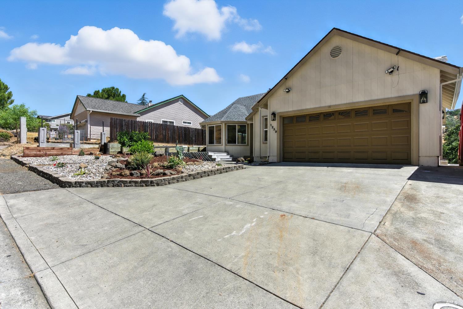 Detail Gallery Image 2 of 50 For 1239 Steele Canyon Rd, Napa,  CA 94558 - 3 Beds | 2 Baths