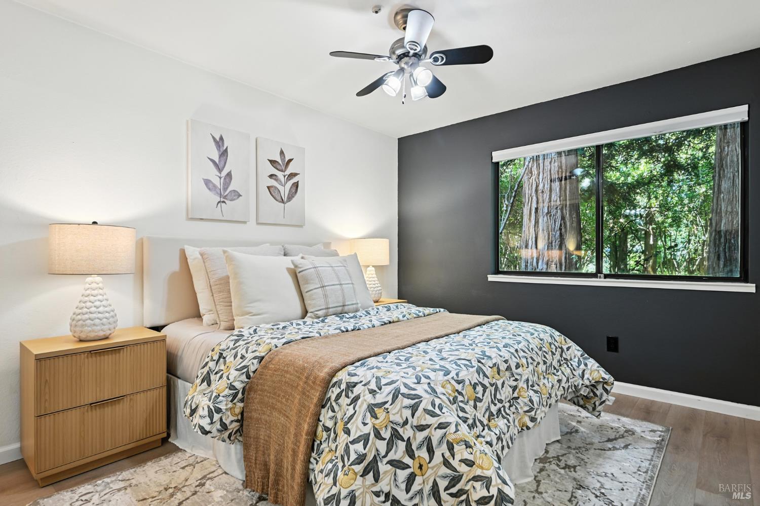 Detail Gallery Image 4 of 37 For 44 Creek Ct, Cotati,  CA 94931 - 2 Beds | 1 Baths