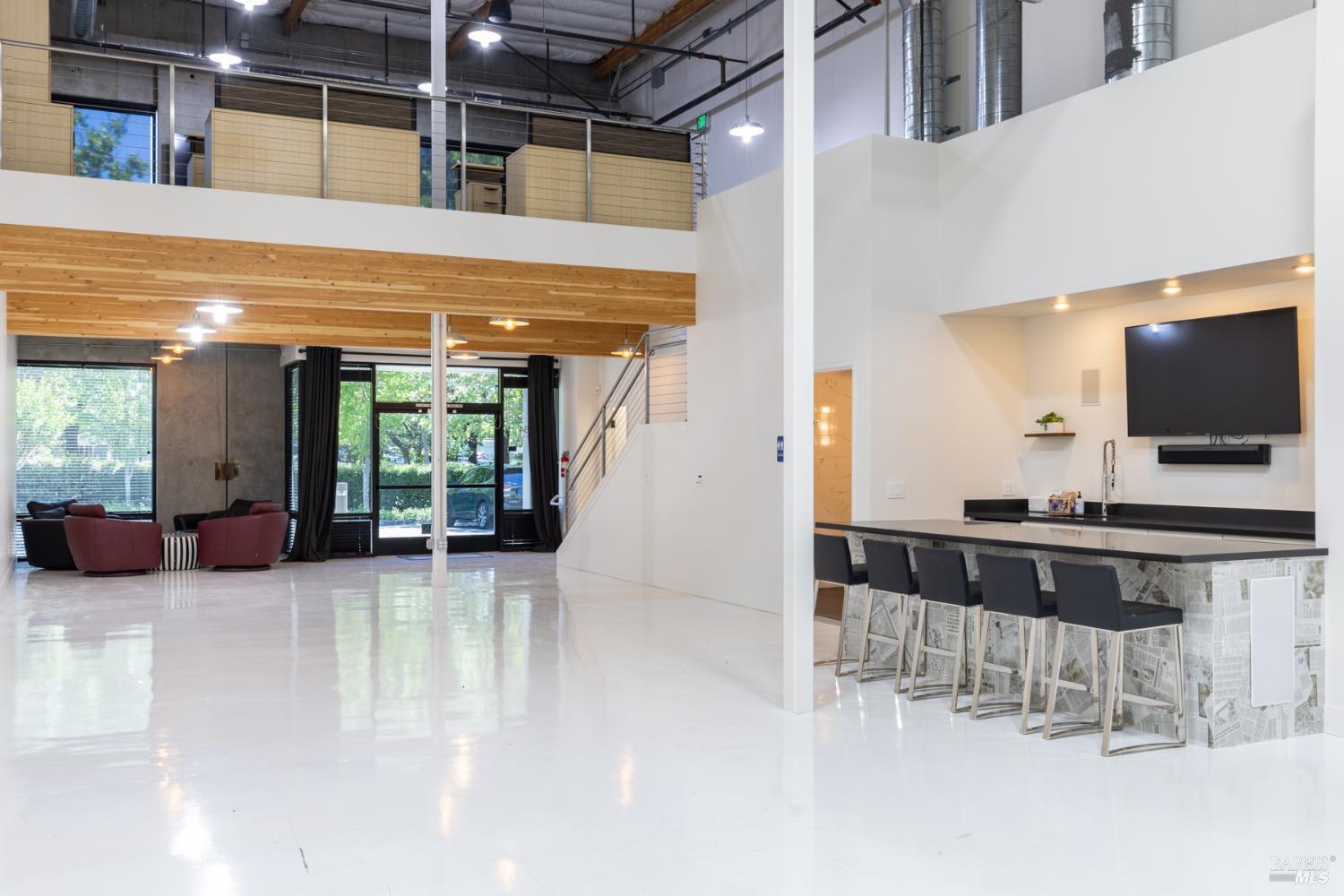 Detail Gallery Image 3 of 20 For 5464 Skylane Blvd #B,  Santa Rosa,  CA 95403 - – Beds | – Baths
