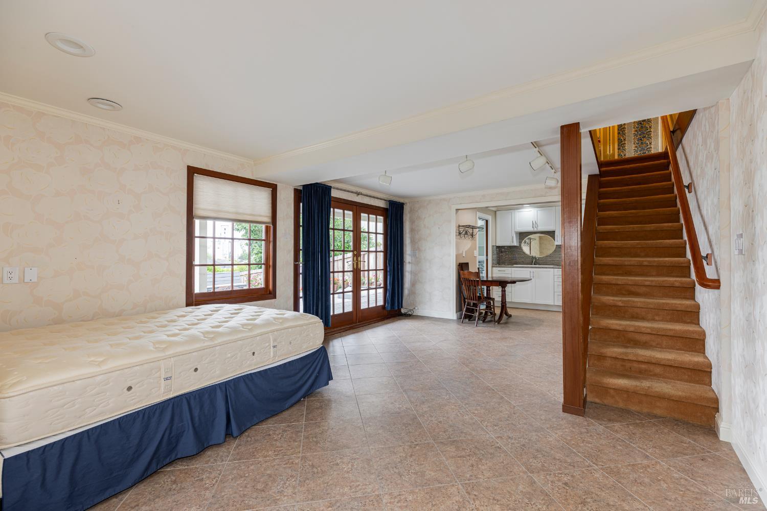 Detail Gallery Image 45 of 66 For 342 Keller St, Petaluma,  CA 94952 - 5 Beds | 3 Baths