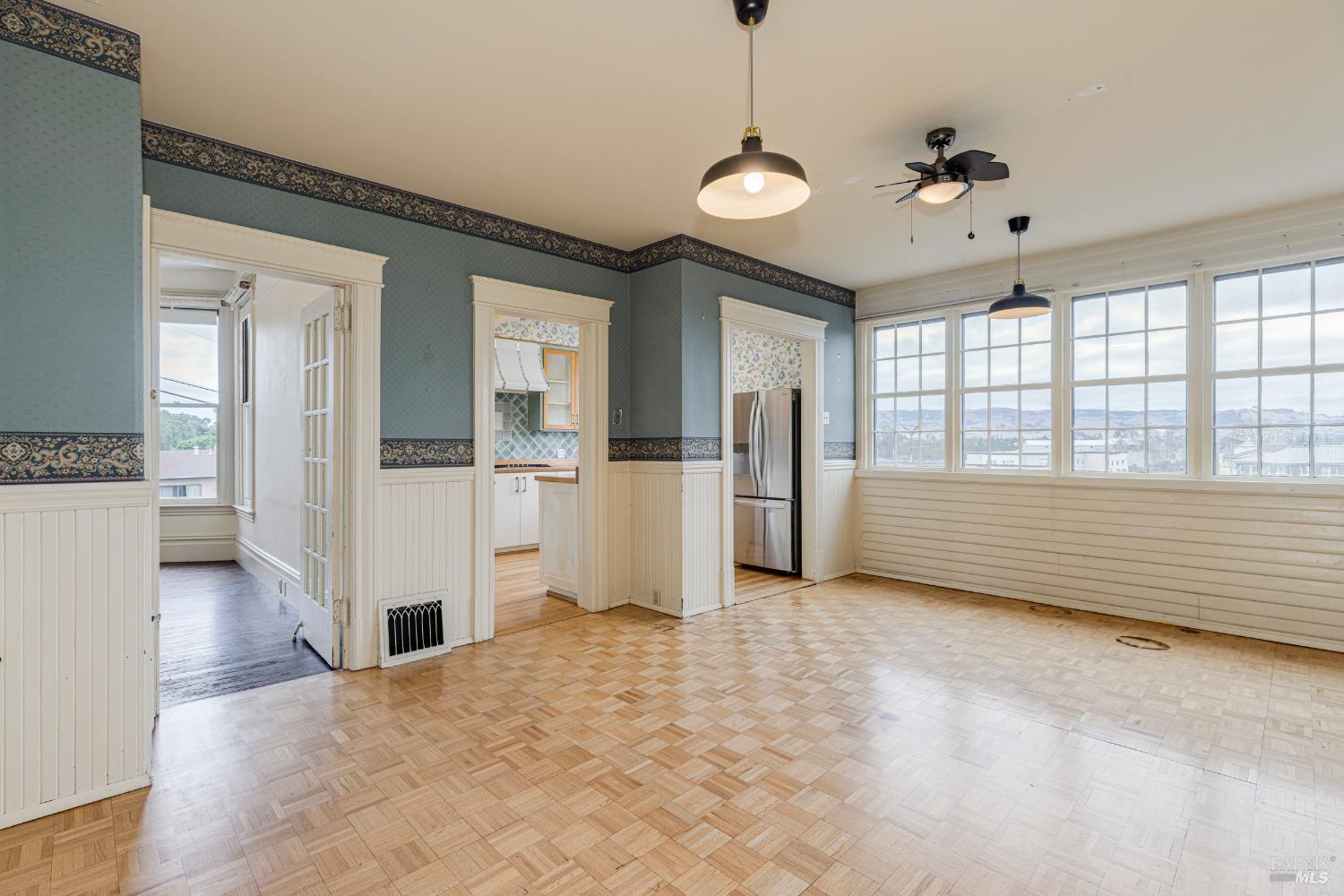 Detail Gallery Image 17 of 66 For 342 Keller St, Petaluma,  CA 94952 - 5 Beds | 3 Baths