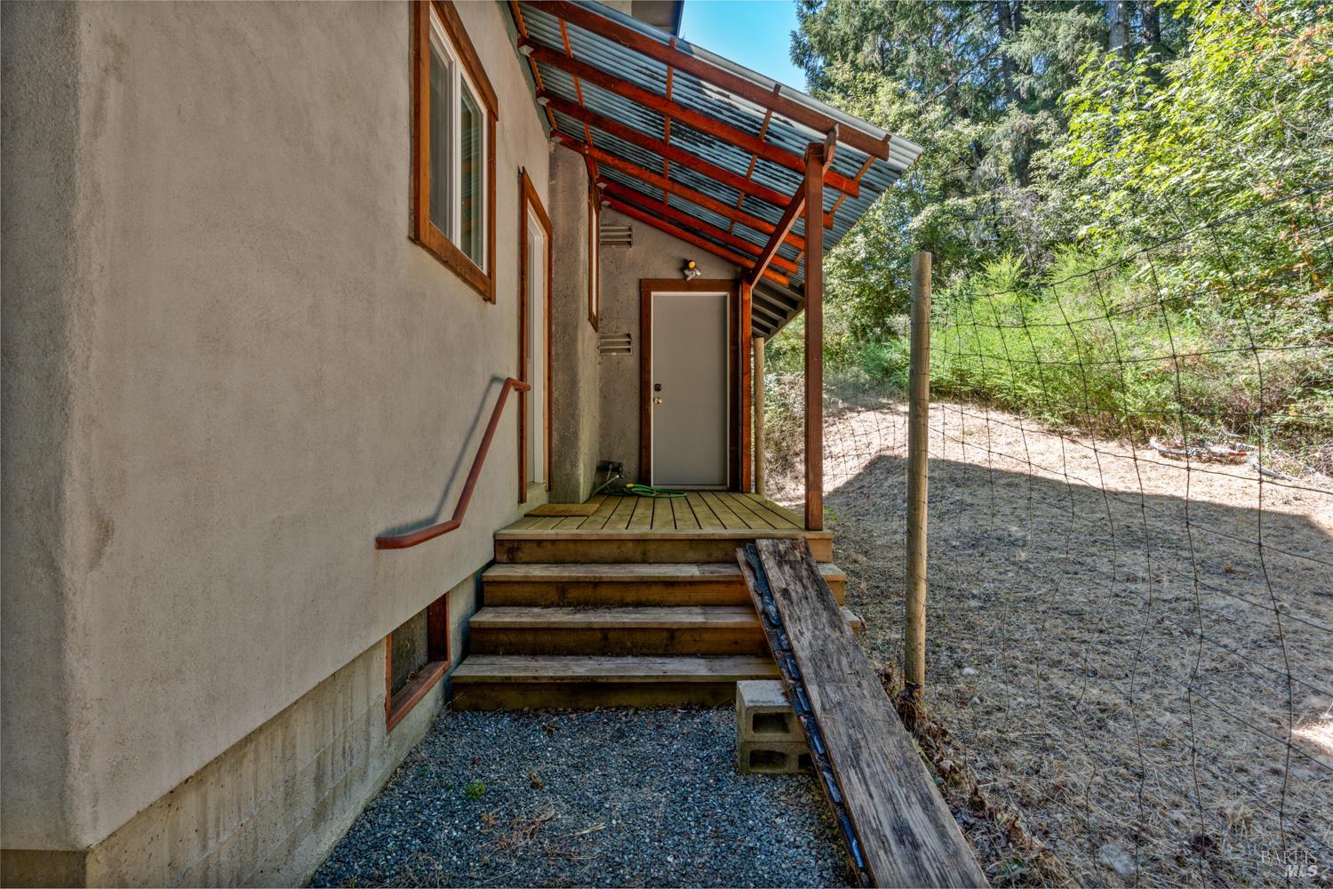 Detail Gallery Image 17 of 24 For 4340 Blackhawk Dr, Willits,  CA 95490 - 2 Beds | 2 Baths