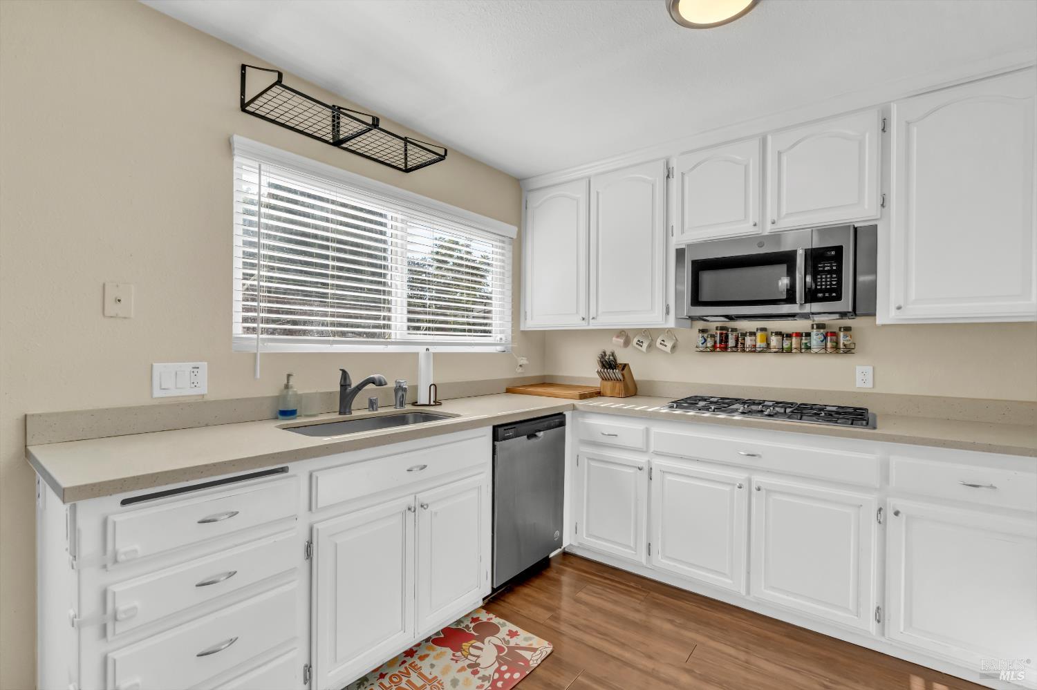 Detail Gallery Image 15 of 36 For 136 Brockton Ct, Vacaville,  CA 95687 - 4 Beds | 2 Baths