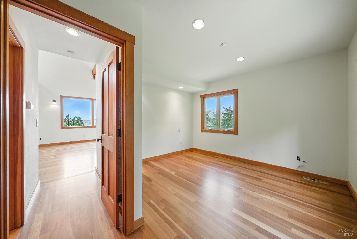 Detail Gallery Image 26 of 57 For 1700 Old Rancheria Rd, Nicasio,  CA 94946 - 3 Beds | 2/1 Baths