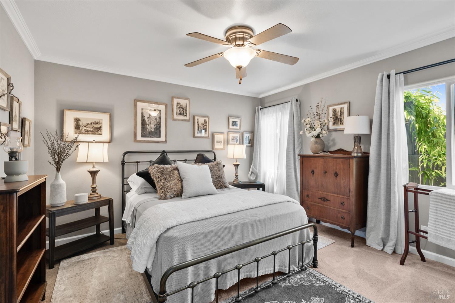 Detail Gallery Image 8 of 25 For 534 Richmond Dr, Santa Rosa,  CA 95401 - 4 Beds | 3 Baths