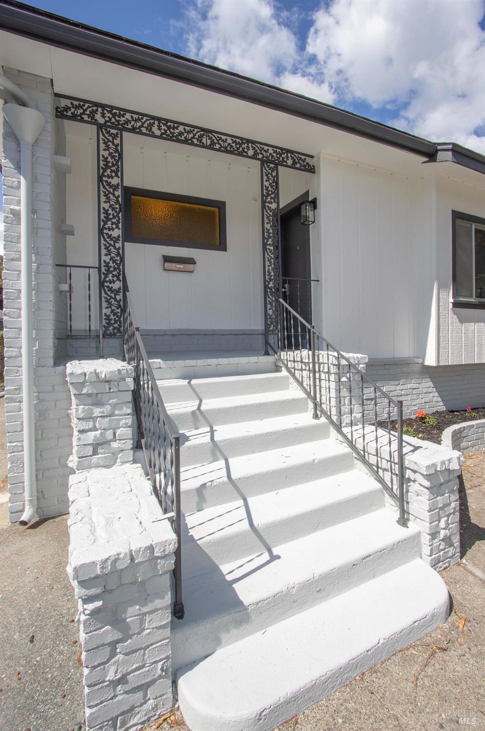 Detail Gallery Image 27 of 29 For 231 Center St, San Rafael,  CA 94901 - 3 Beds | 2/1 Baths