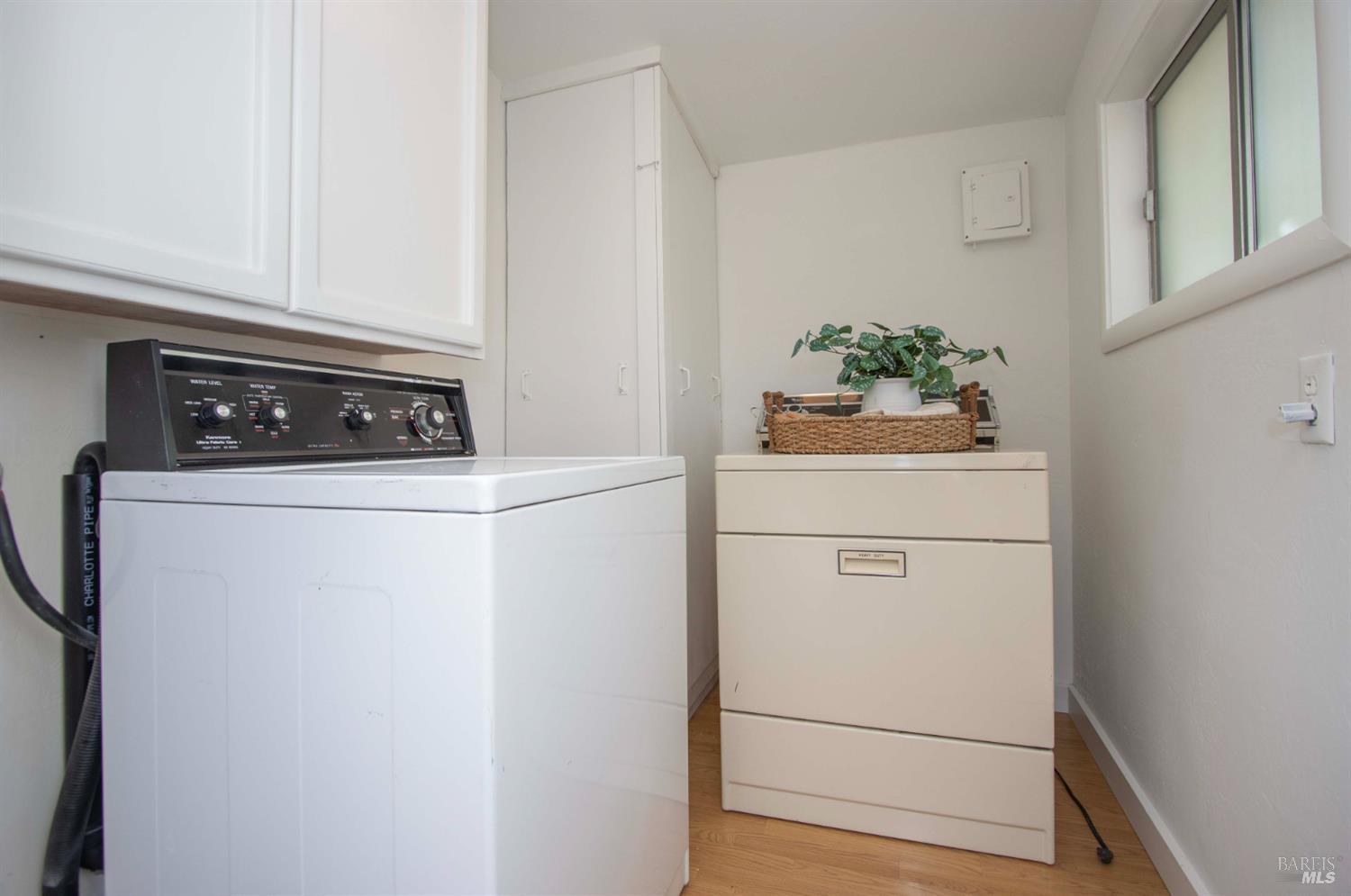 Detail Gallery Image 20 of 29 For 231 Center St, San Rafael,  CA 94901 - 3 Beds | 2/1 Baths