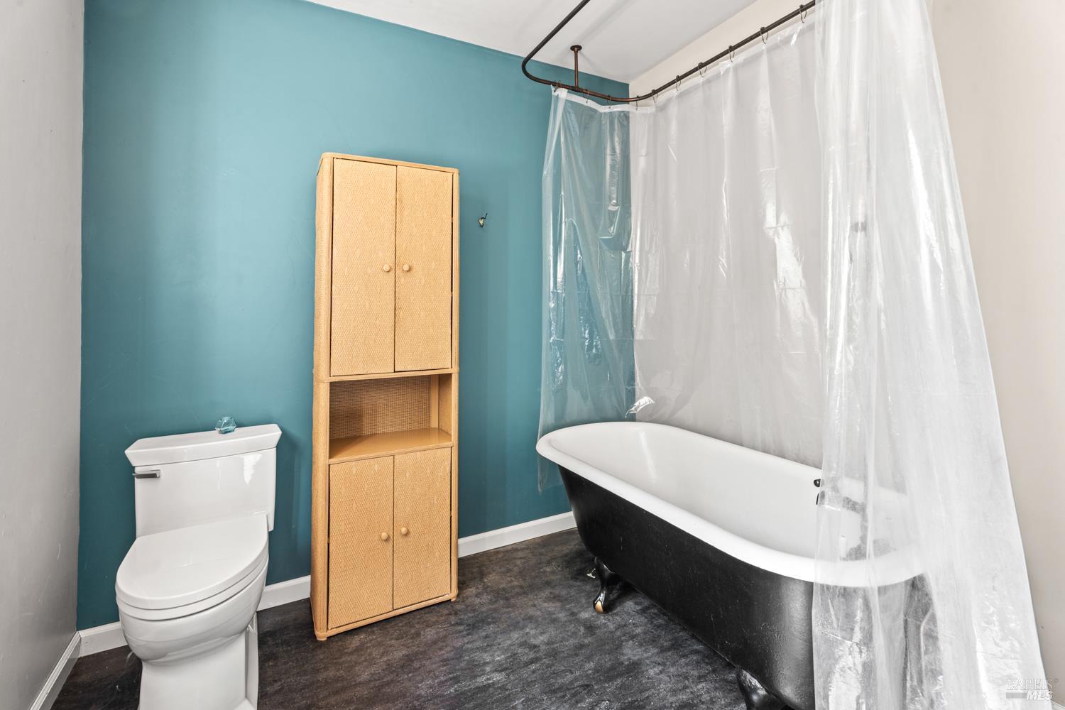 Detail Gallery Image 16 of 24 For 4340 Blackhawk Dr, Willits,  CA 95490 - 2 Beds | 2 Baths