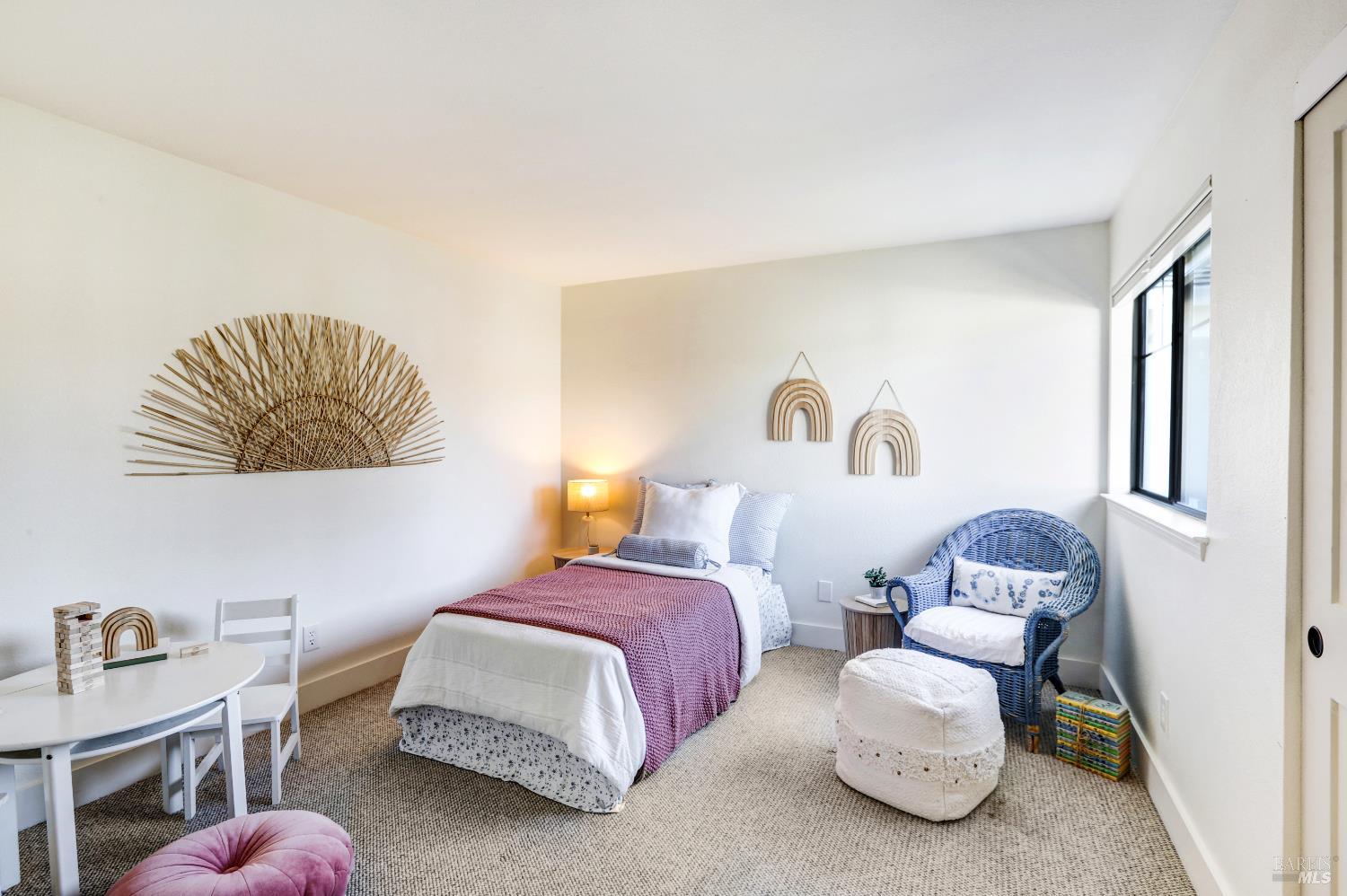 Detail Gallery Image 26 of 37 For 319 Jester Ct, Petaluma,  CA 94954 - 5 Beds | 3 Baths