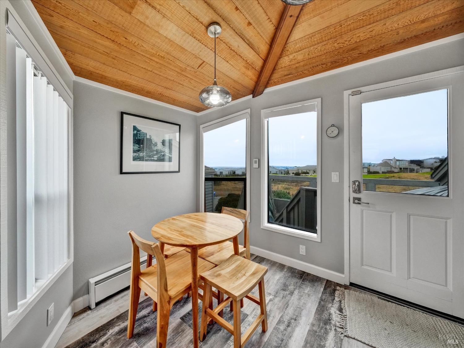 Detail Gallery Image 15 of 68 For 20730 Heron Dr, Bodega Bay,  CA 94923 - 3 Beds | 2 Baths