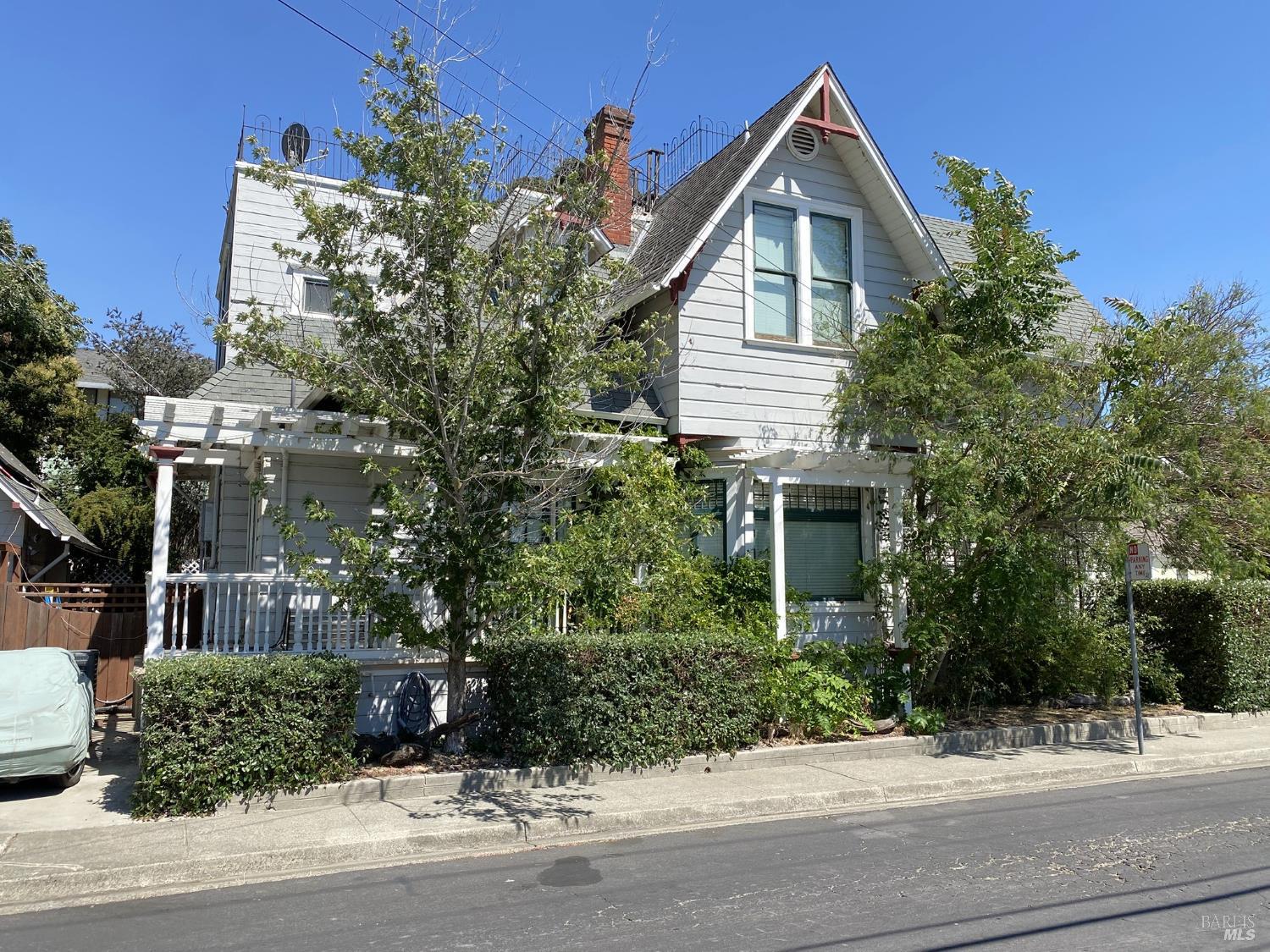 Detail Gallery Image 6 of 51 For 400 Morgan St, Suisun City,  CA 94585 - 4 Beds | 2/1 Baths