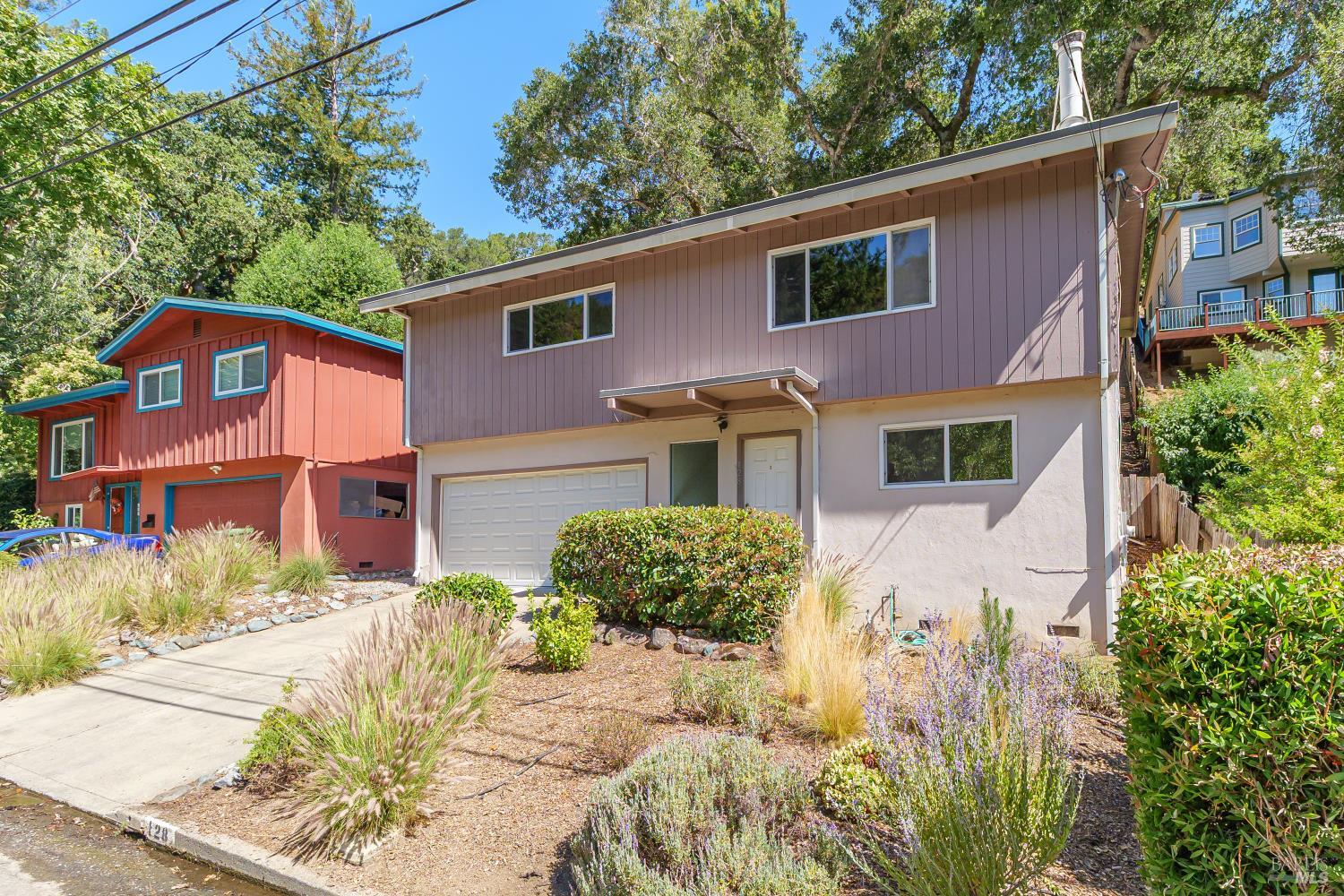 Detail Gallery Image 27 of 28 For 128 Bothin Rd, Fairfax,  CA 94930 - 4 Beds | 2 Baths