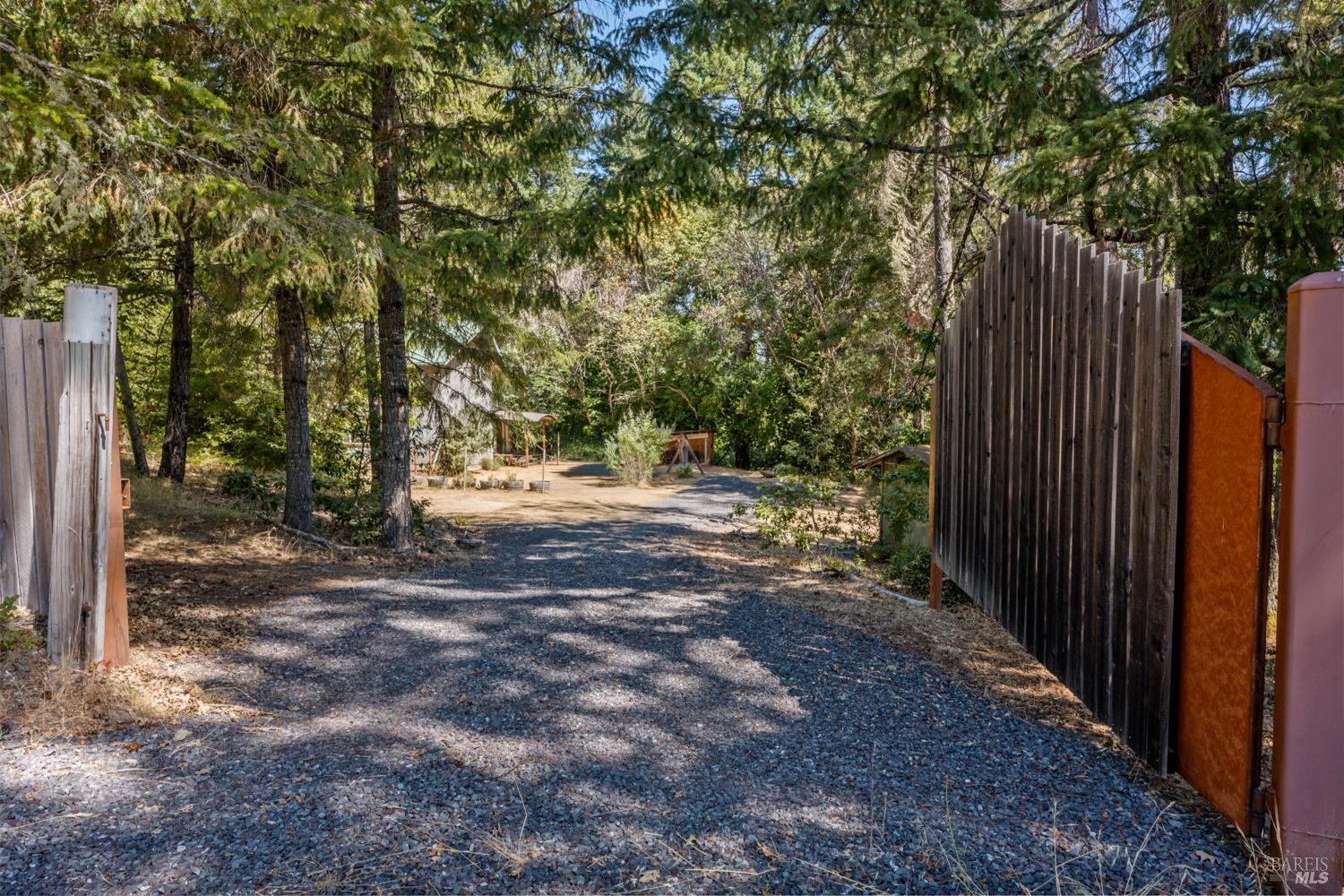Detail Gallery Image 23 of 24 For 4340 Blackhawk Dr, Willits,  CA 95490 - 2 Beds | 2 Baths