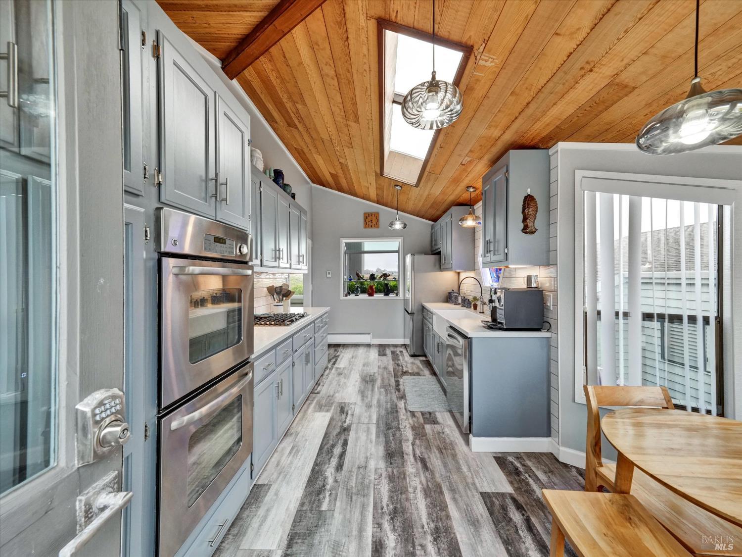 Detail Gallery Image 17 of 68 For 20730 Heron Dr, Bodega Bay,  CA 94923 - 3 Beds | 2 Baths