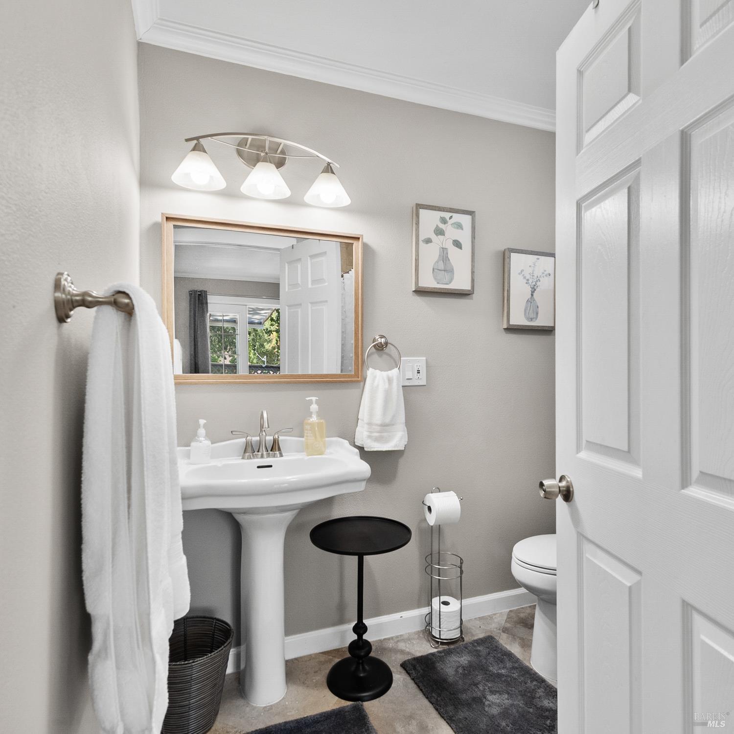 Detail Gallery Image 23 of 25 For 534 Richmond Dr, Santa Rosa,  CA 95401 - 4 Beds | 3 Baths