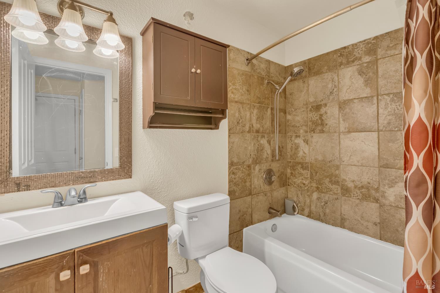 Detail Gallery Image 17 of 36 For 136 Brockton Ct, Vacaville,  CA 95687 - 4 Beds | 2 Baths