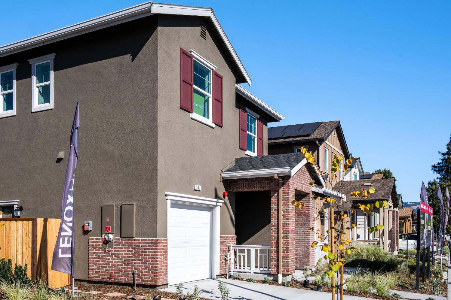 Detail Gallery Image 26 of 26 For 65 Riverbend Ln, Petaluma,  CA 94952 - 4 Beds | 3/1 Baths