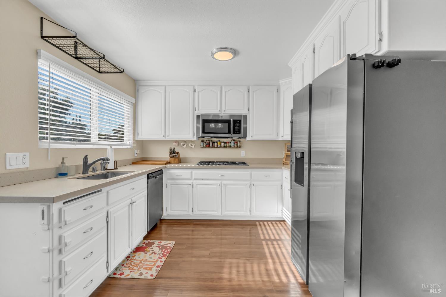 Detail Gallery Image 14 of 36 For 136 Brockton Ct, Vacaville,  CA 95687 - 4 Beds | 2 Baths
