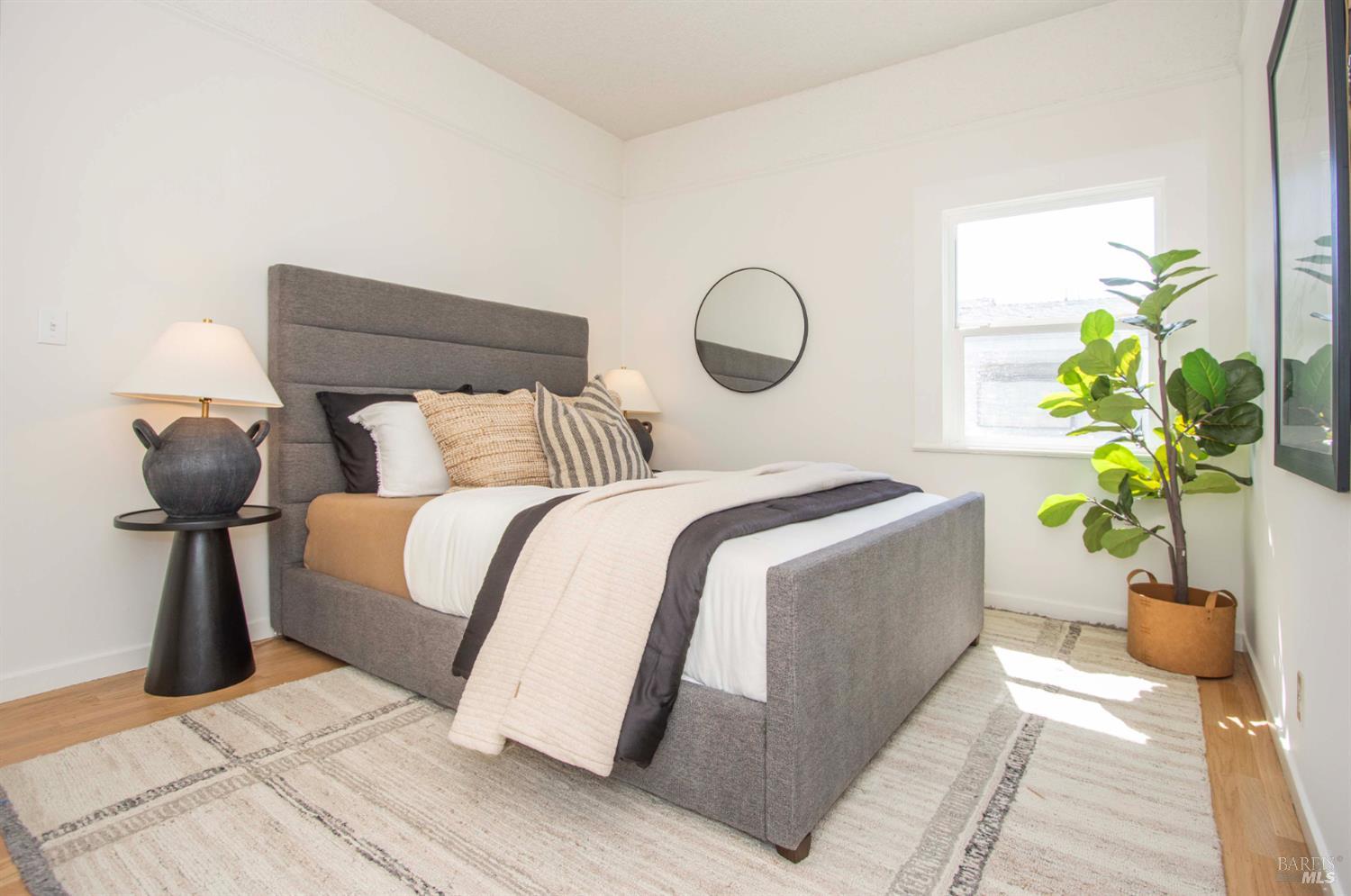 Detail Gallery Image 12 of 29 For 231 Center St, San Rafael,  CA 94901 - 3 Beds | 2/1 Baths