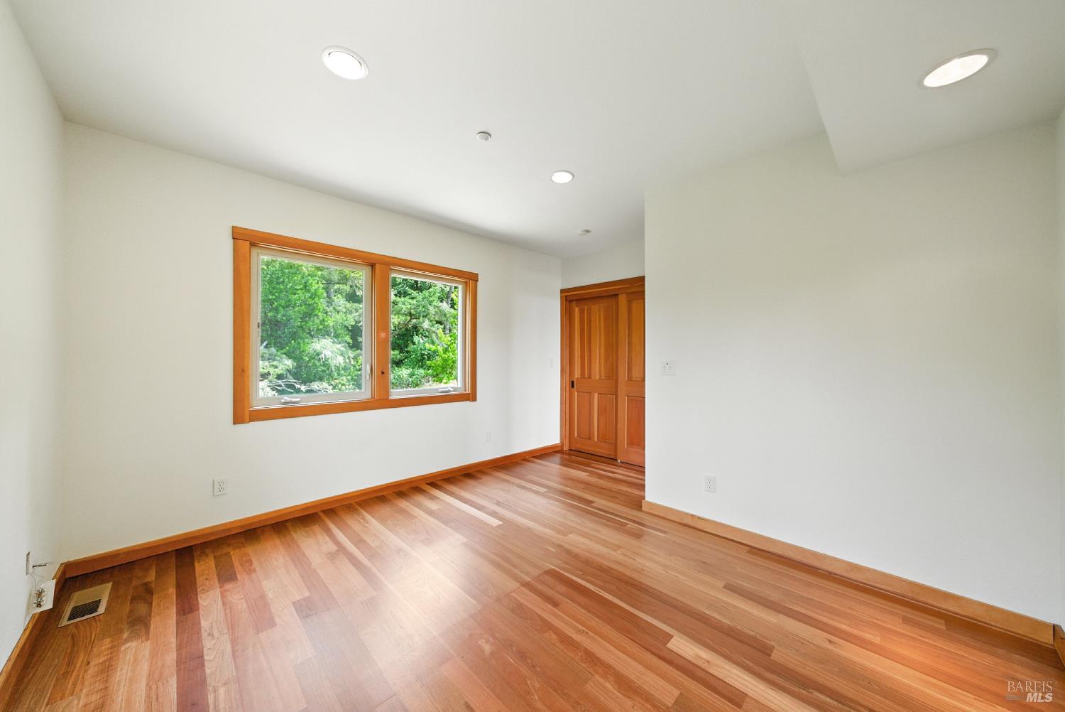Detail Gallery Image 27 of 57 For 1700 Old Rancheria Rd, Nicasio,  CA 94946 - 3 Beds | 2/1 Baths