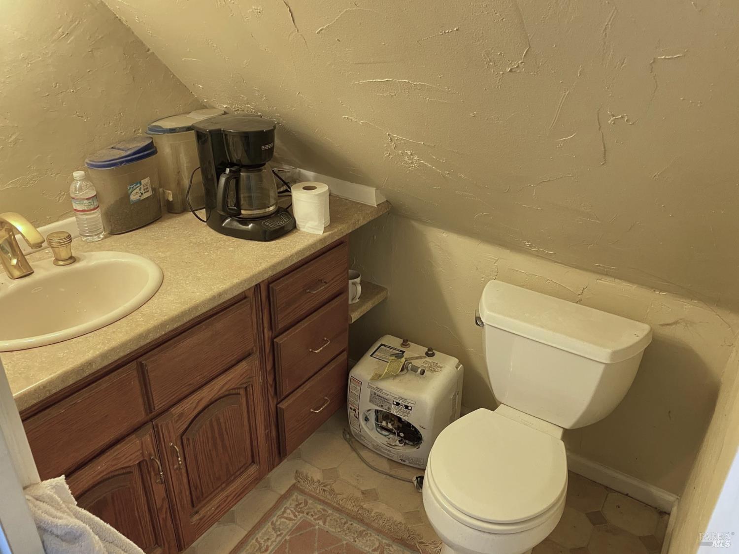 Detail Gallery Image 48 of 51 For 400 Morgan St, Suisun City,  CA 94585 - 4 Beds | 2/1 Baths