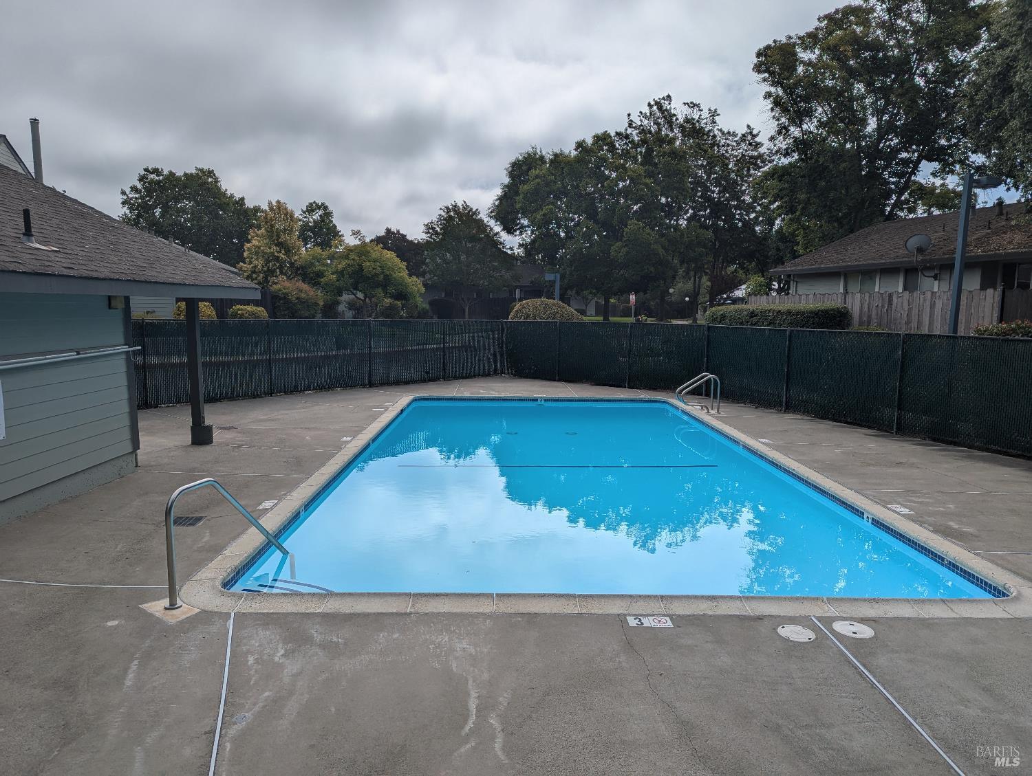 Detail Gallery Image 34 of 35 For 359 Gate Way, Santa Rosa,  CA 95401 - 3 Beds | 2/1 Baths