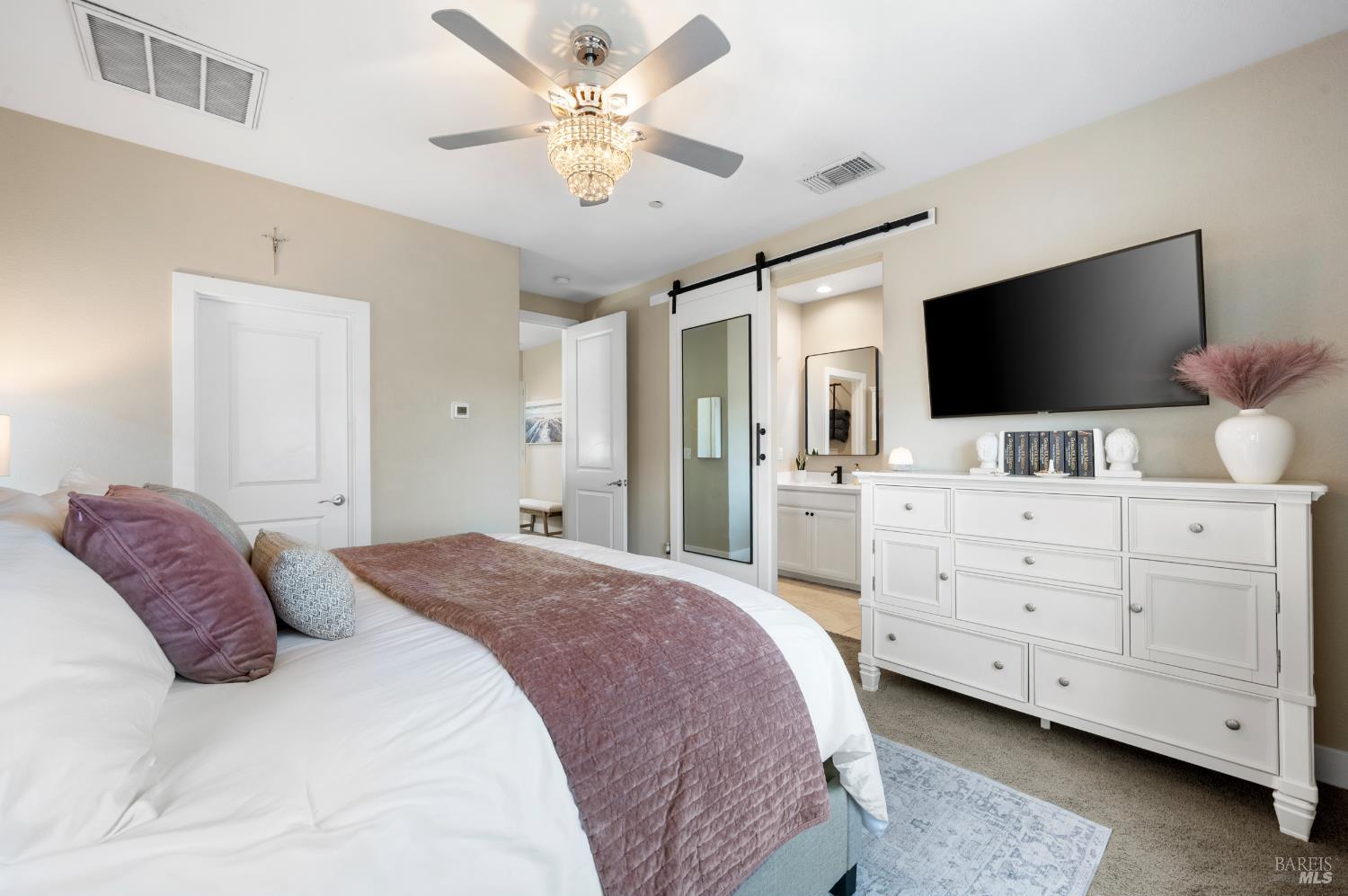 Detail Gallery Image 26 of 37 For 543 Datura Dr, Vacaville,  CA 95687 - 3 Beds | 2/1 Baths