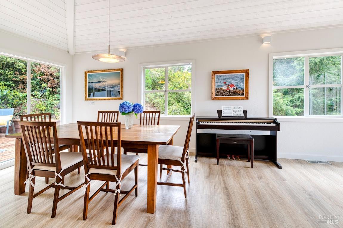Detail Gallery Image 15 of 45 For 450 via De La Vista Unkn, Inverness,  CA 94937 - 3 Beds | 2 Baths
